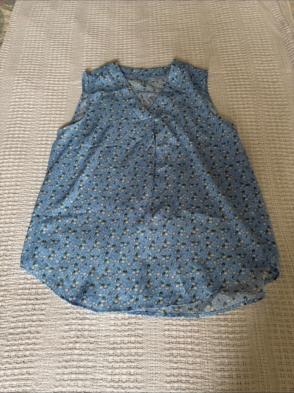 Women’s sleeveless V-neck blouse